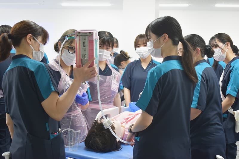 多様な支援で看護師をサポート